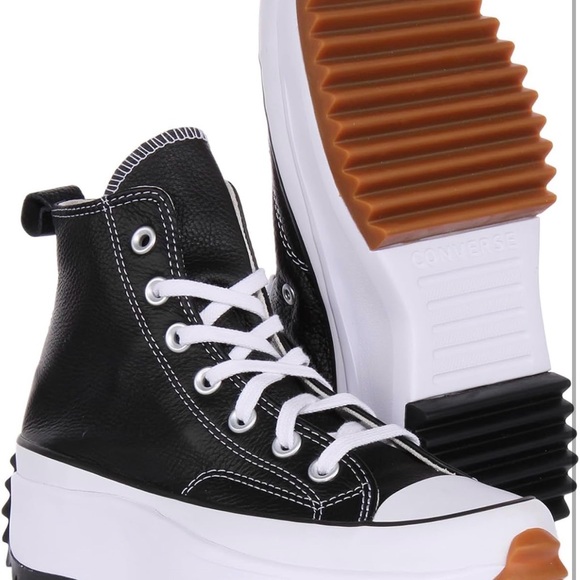 Chuck Taylor All Star Converse- Black Leather - Picture 4 of 4